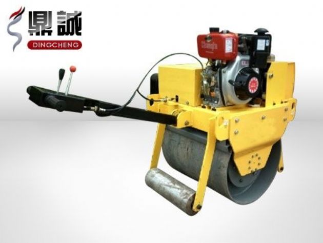 點(diǎn)擊查看詳細(xì)信息<br>標(biāo)題：重型手扶式單鋼輪壓路機(jī) 閱讀次數(shù)：12274