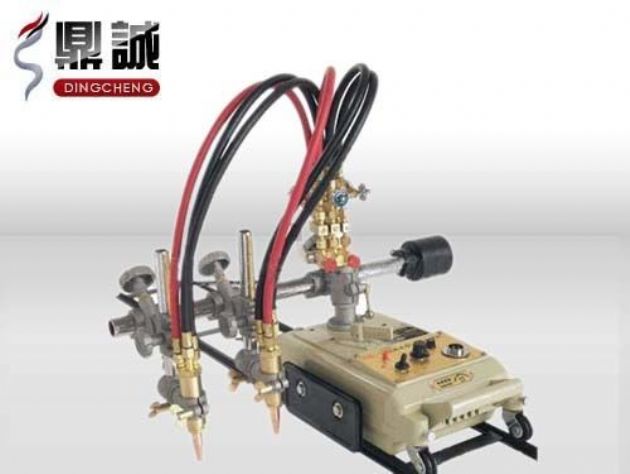 點(diǎn)擊查看詳細(xì)信息<br>標(biāo)題：雙頭多頭火焰切割機(jī) 閱讀次數(shù)：4399