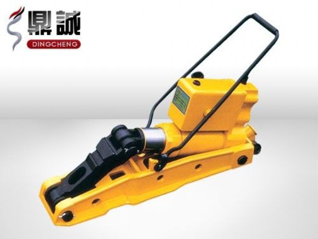 點擊查看詳細(xì)信息<br>標(biāo)題：液壓起撥道機 閱讀次數(shù)：4079